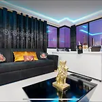 Modern Luxury 2Br With Private Jacuzzi