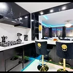 Modern Luxury 2Br With Private Jacuzzi