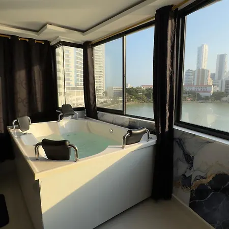 Modern Luxury 2br With Private Jacuzzi * Cartagena