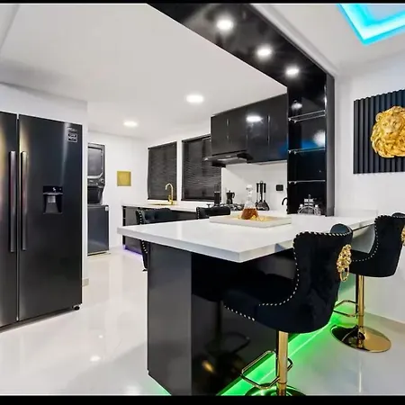 Modern Luxury 2br With Private Jacuzzi